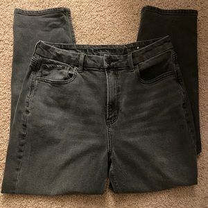 AE Stretch Mom Jean